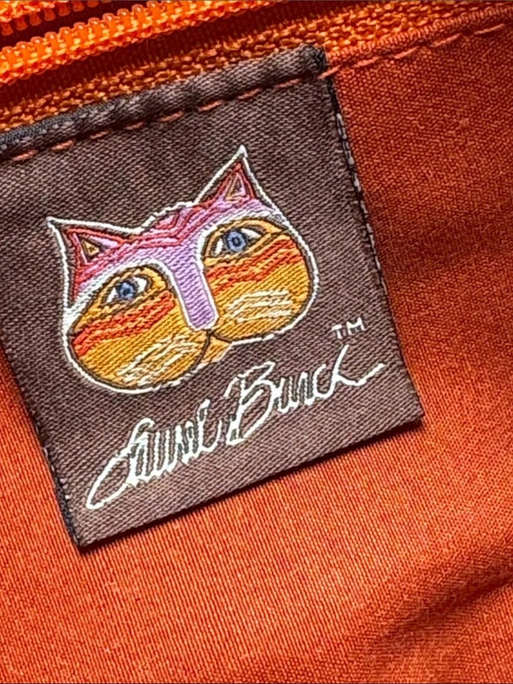 LAUREL BURCH Cat Tapestry Tote Bag Multicolor Brown Velvet Straps Zipper Closure